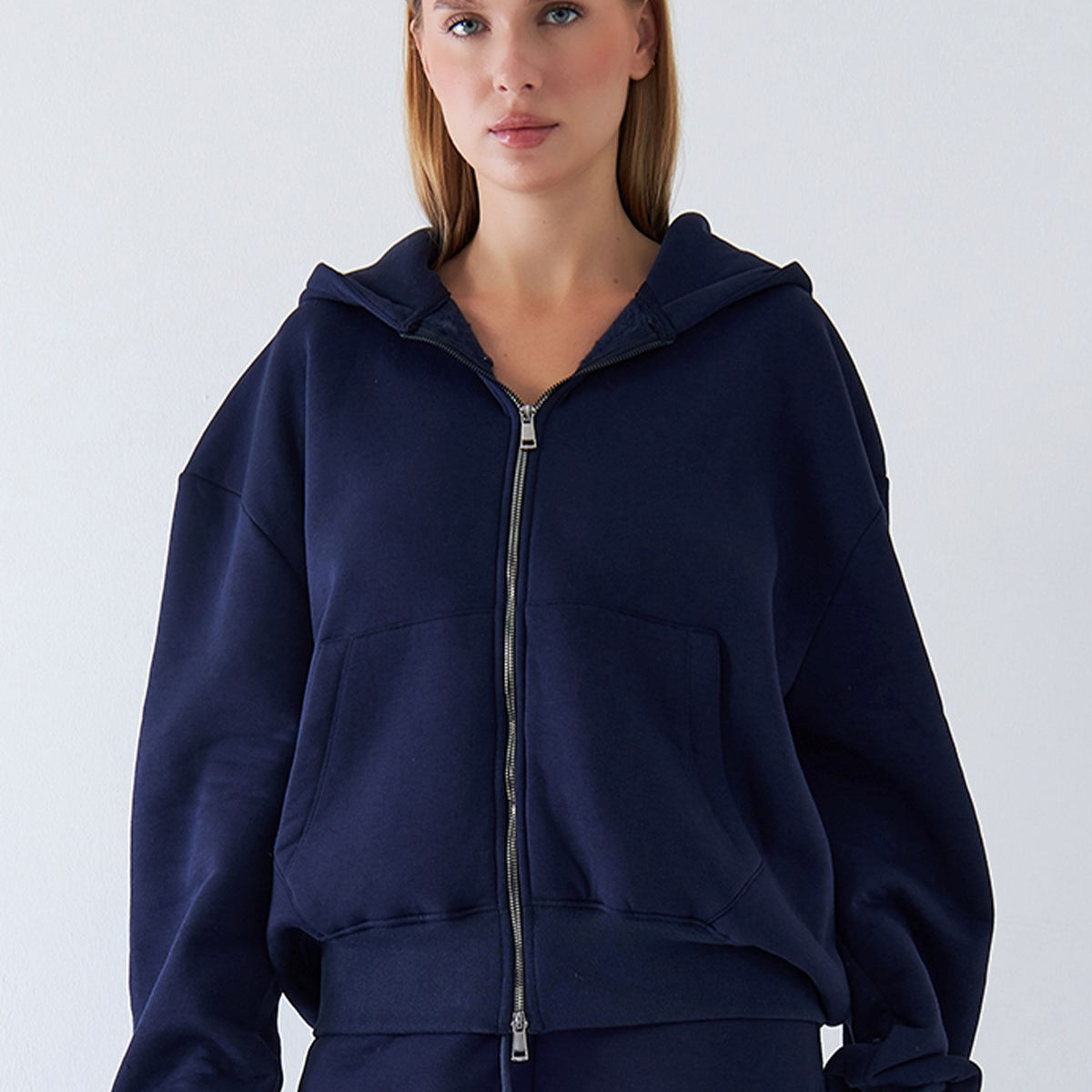 Kadın Oversize Zip Hoodie Lacivert – Fermuarlı, Kapüşonlu, Kangru Cep,  3 İplik Şardonlu Polar