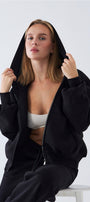 Kadın Oversize Zip Hoodie Siyah – Fermuarlı, Kapüşonlu, Kangru Cep,  3 İplik Şardonlu Polar