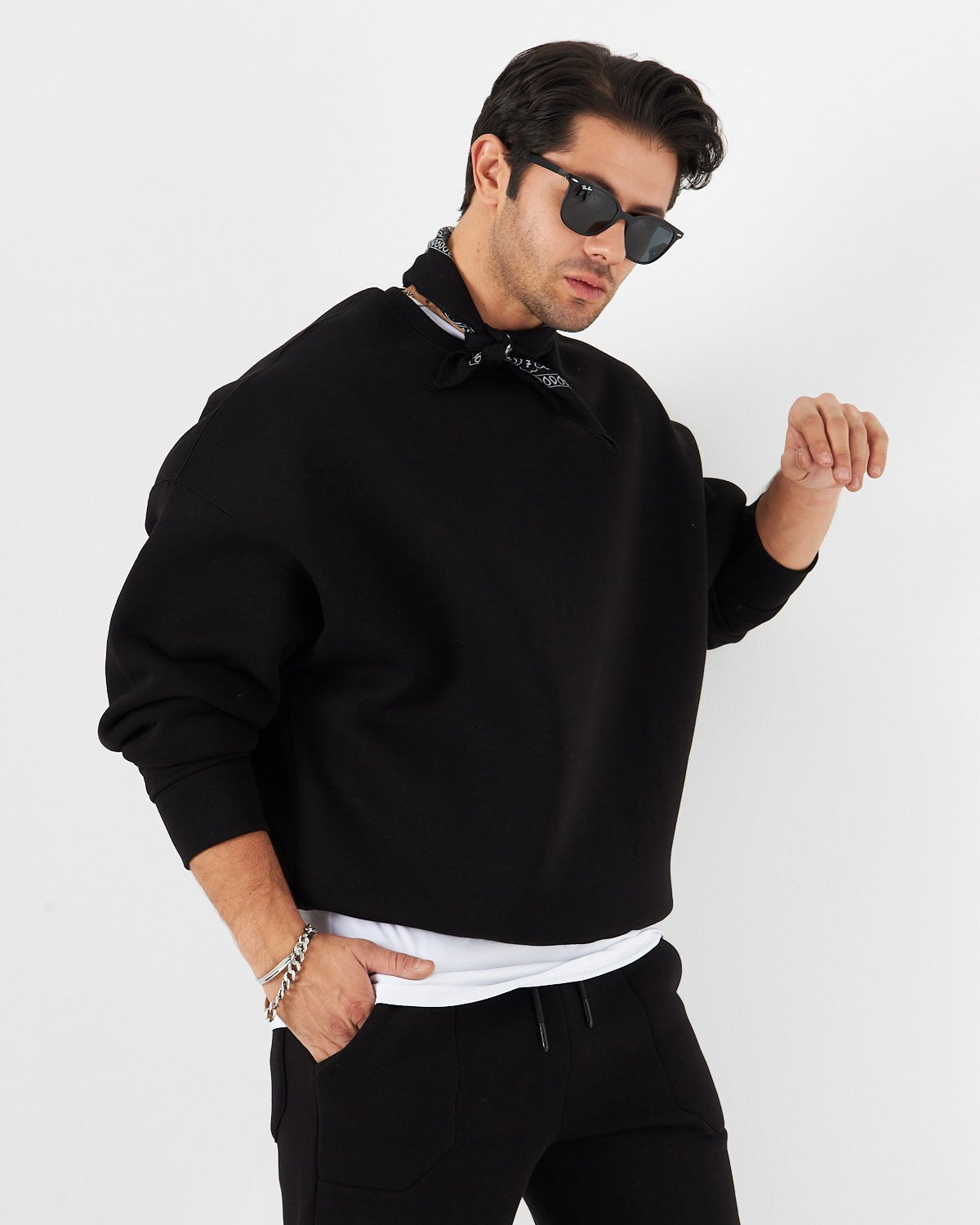 Bisiklet Yaka Basic 3 iplik Şardonlu Oversize Sweatshirt