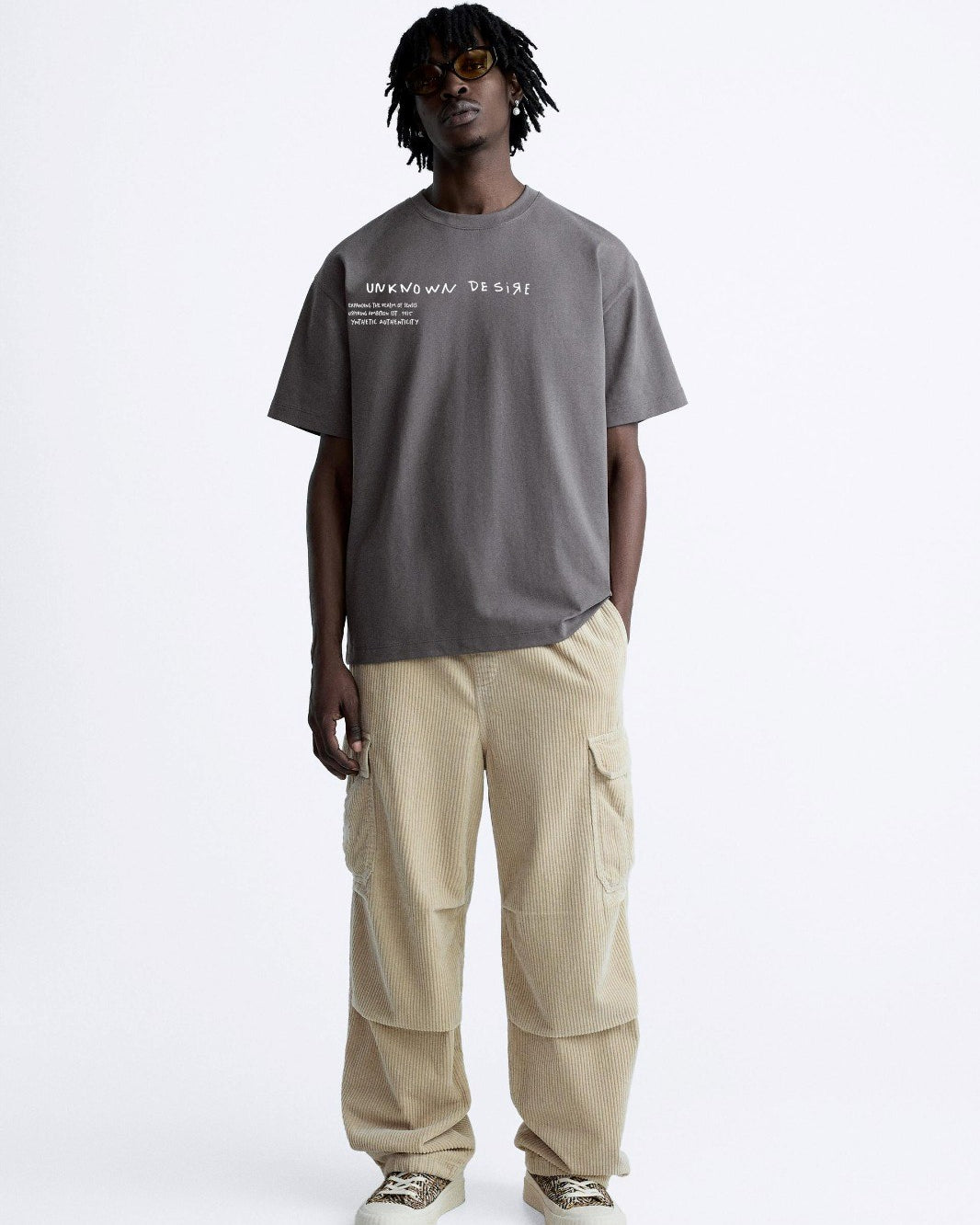 Bisiklet Yaka Unknown Desire Baskılı Oversize Füme Erkek T-shirt