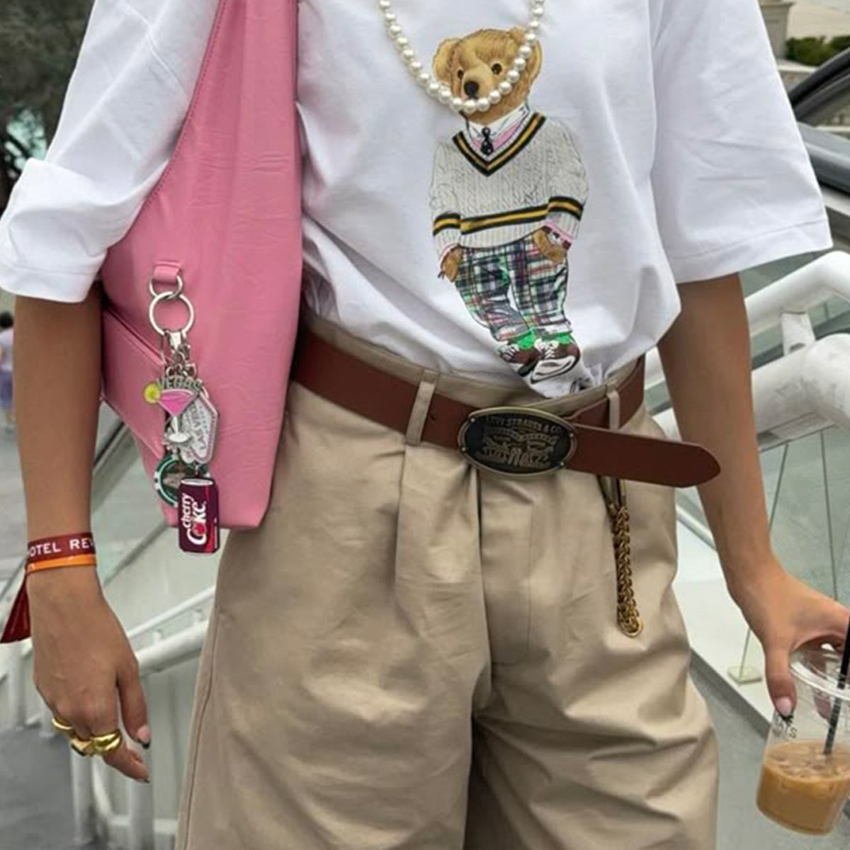 Kadın Preppy Ayıcık Baskılı Beyaz Oversize Kolej Stili Tişört