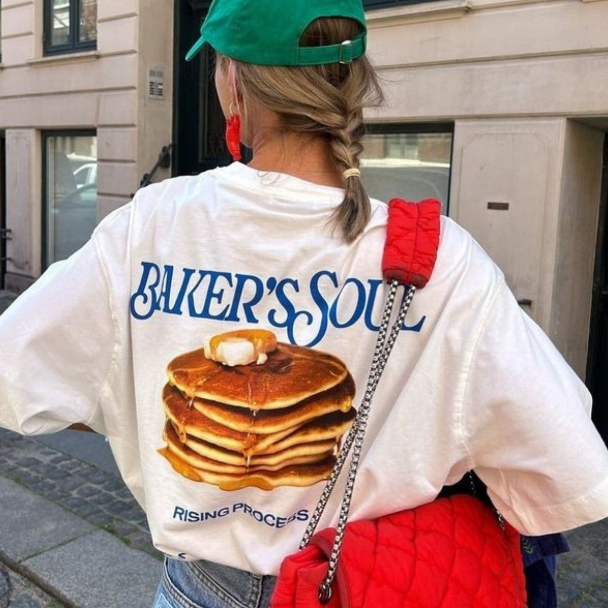 Kadın Pancake Baskılı “Baker’s Soul” Oversize Sokak Stili Tişört
