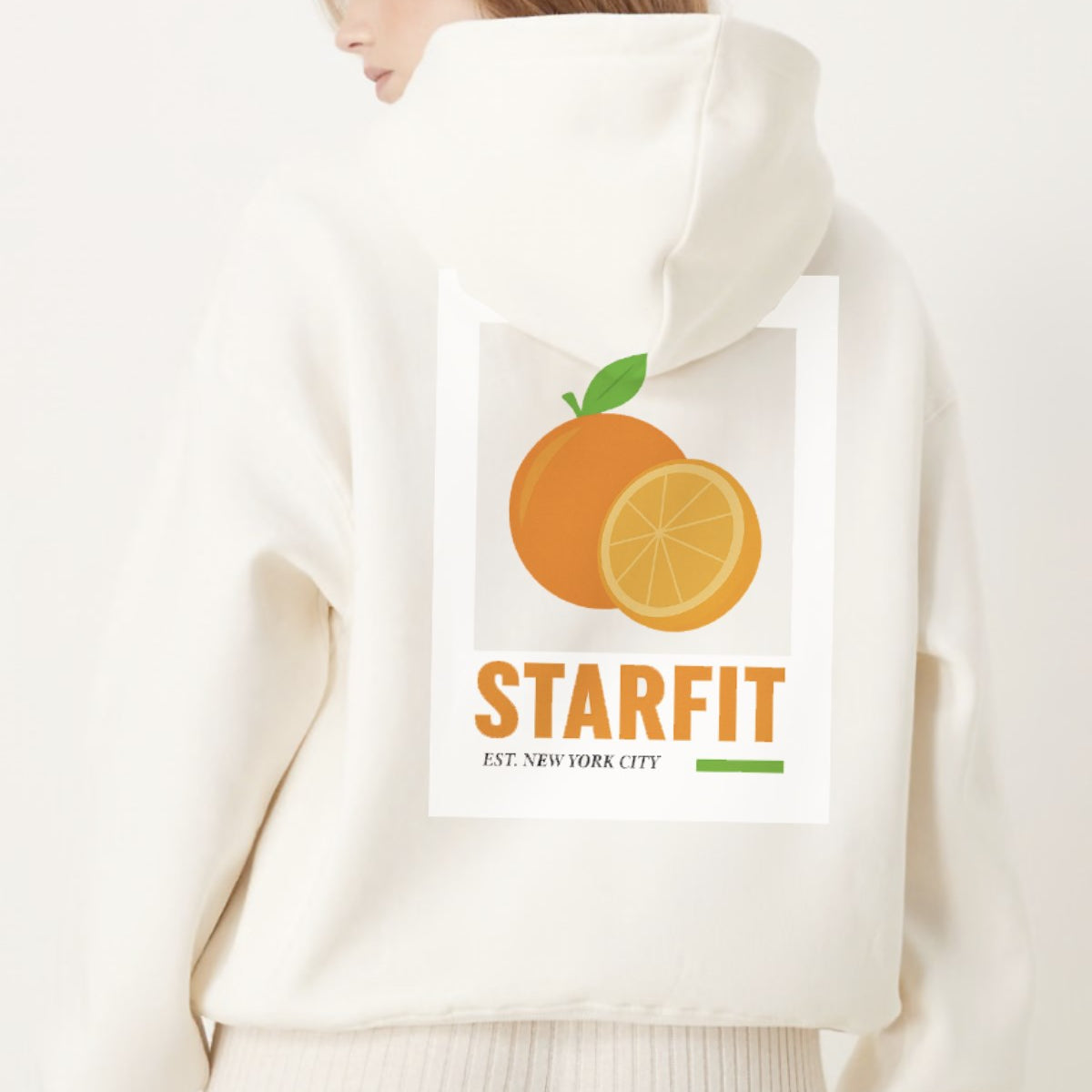 Beyaz Oversize Hoodie Beyaz – 3 İplik Şardonlu, Kapüşonlu Kanguru Cepli, Sırt Tam Portakal Baskı