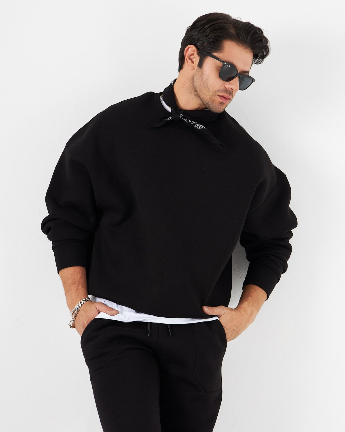 Bisiklet Yaka Basic 3 iplik Şardonlu Oversize Sweatshirt