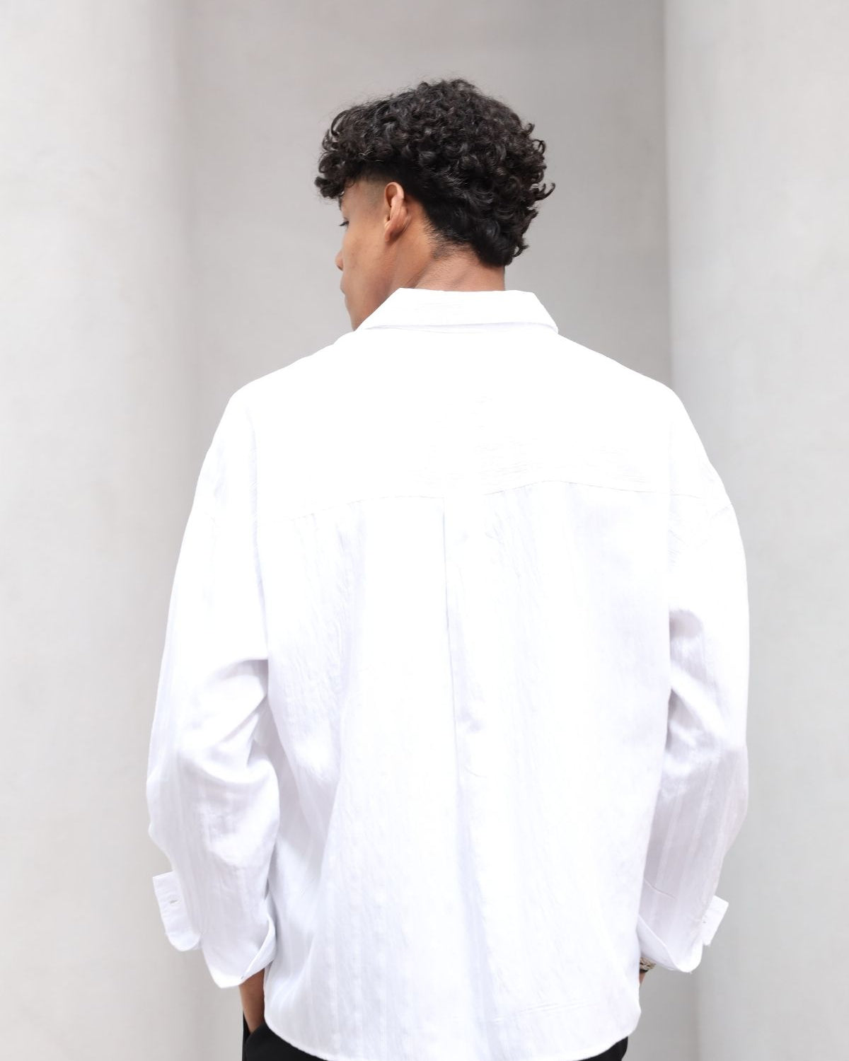 Yumuşak Dokulu Çizgili Modern Erkek Gömlek