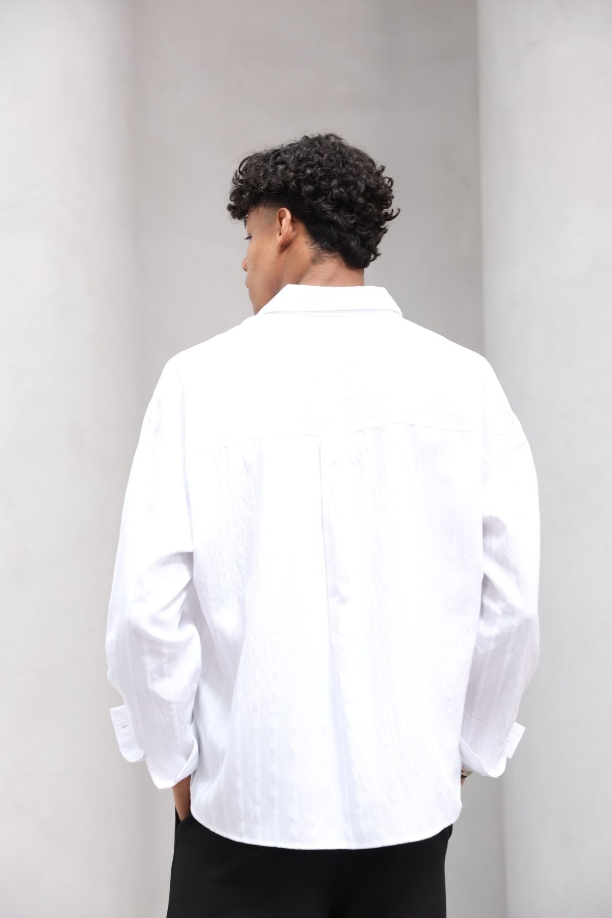 Yumuşak Dokulu Çizgili Modern Erkek Gömlek