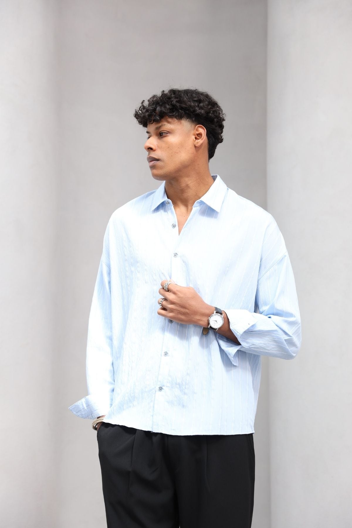 Yumuşak Dokulu Çizgili Modern Erkek Gömlek