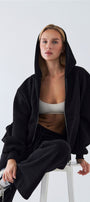 Kadın Oversize Zip Hoodie Siyah – Fermuarlı, Kapüşonlu, Kangru Cep,  3 İplik Şardonlu Polar