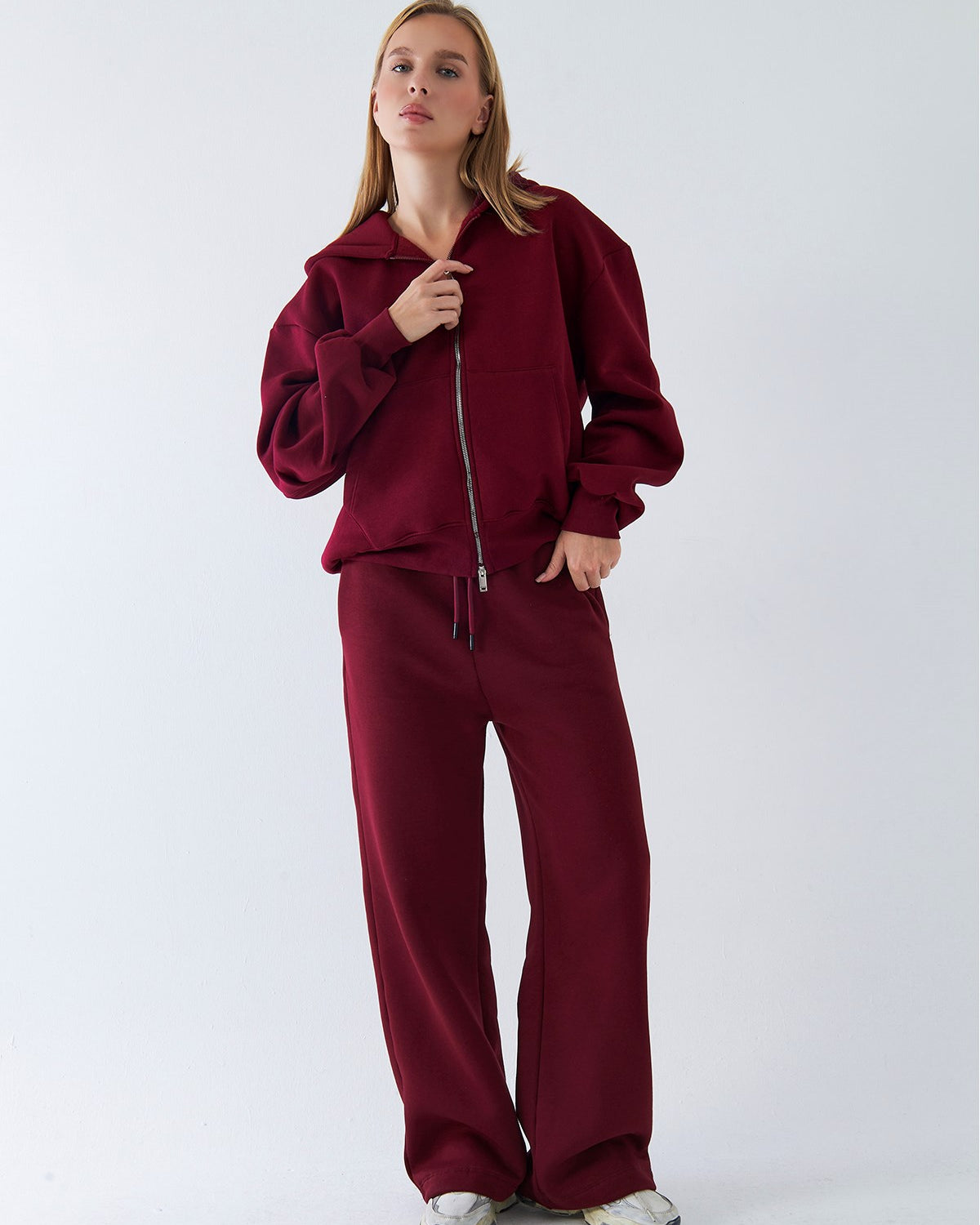 Kadın Oversize Eşofman Takımı Zip Bordo – Fermuarlı, Kapüşonlu, Bol Paça,  3 İplik Şardonlu Polar