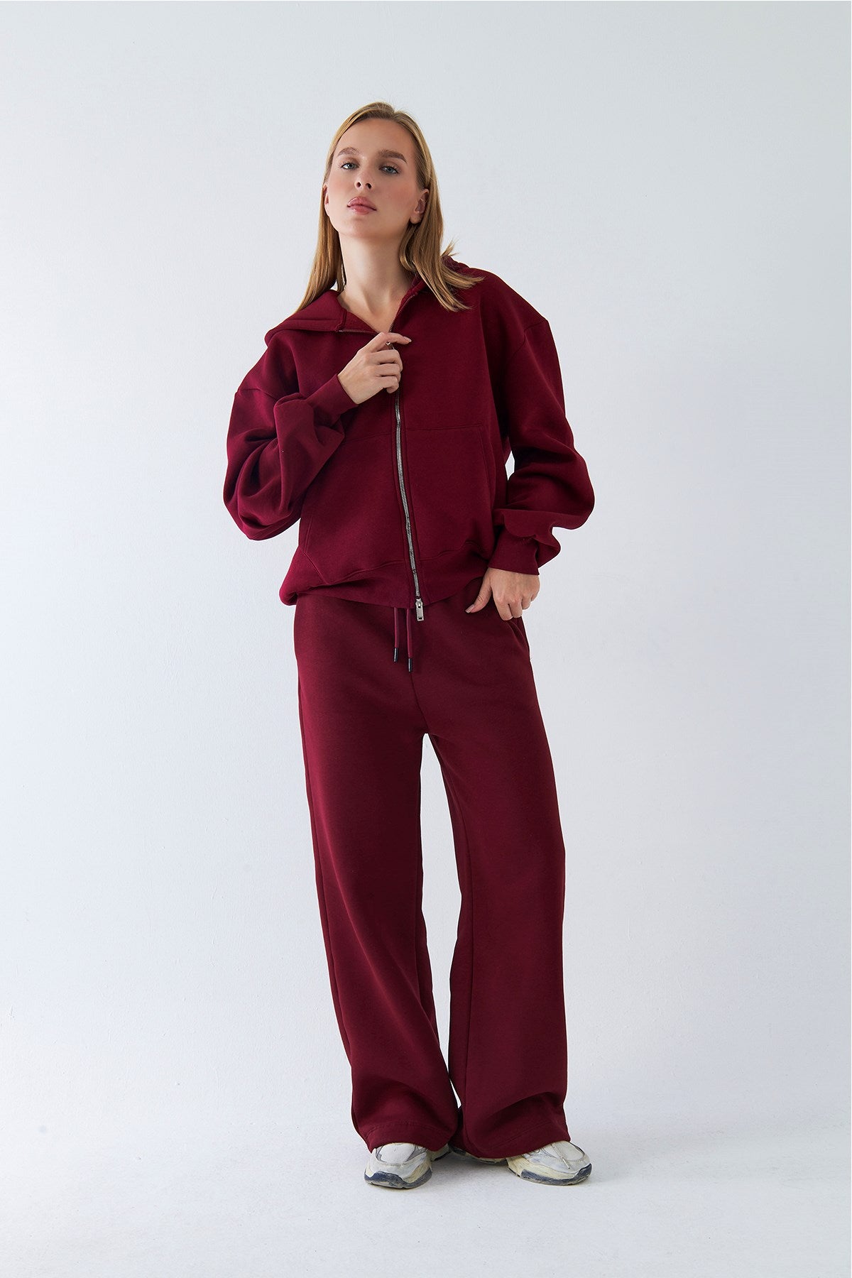 Kadın Oversize Eşofman Takımı Zip Bordo – Fermuarlı, Kapüşonlu, Bol Paça,  3 İplik Şardonlu Polar