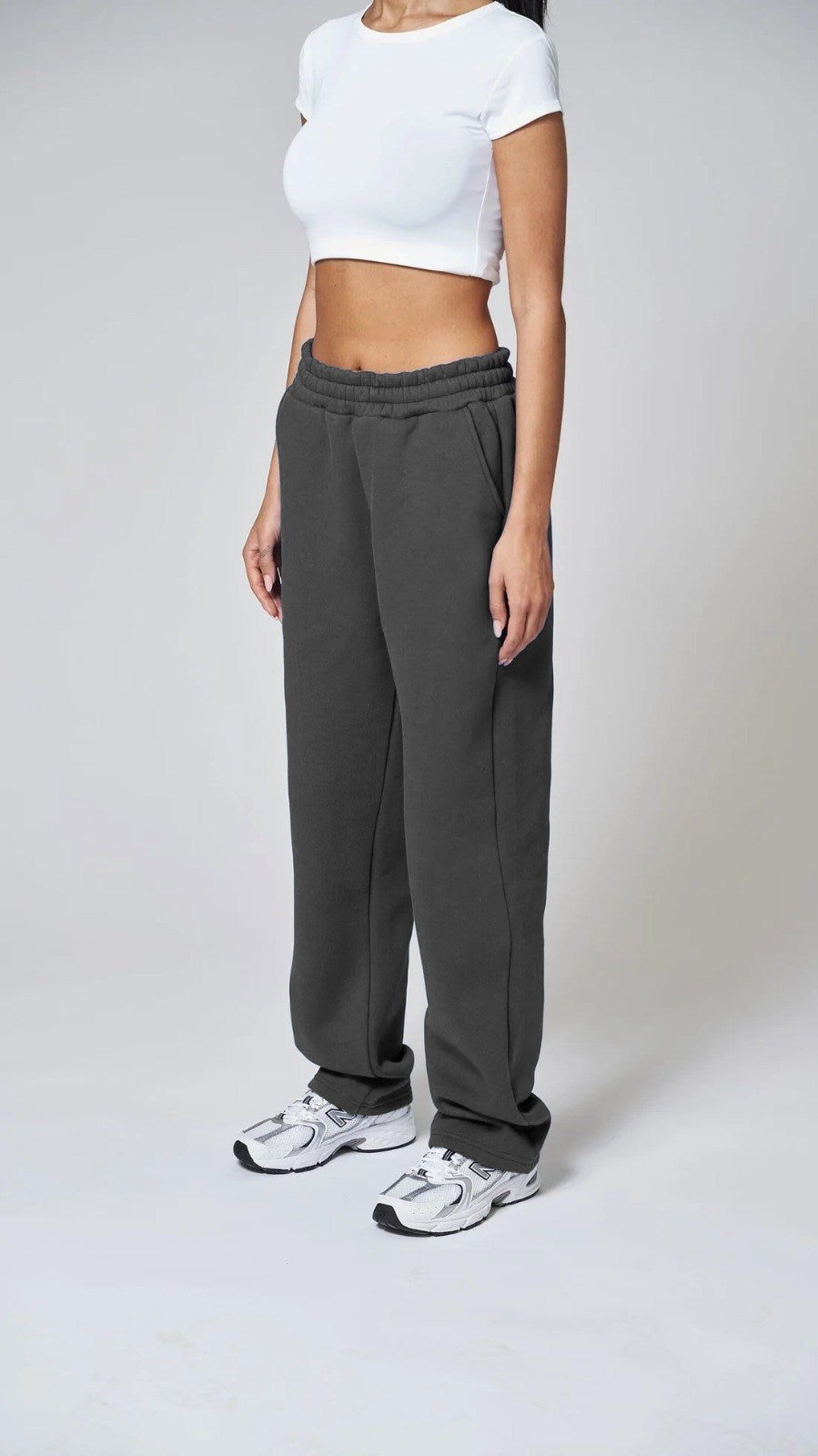 Beli Lastikli Boru Paça 3 İplik Füme Eşofman Altı