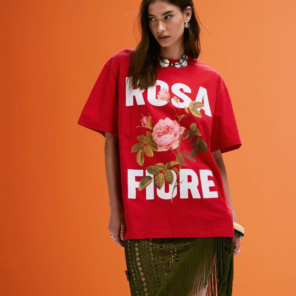 Kadın Beyaz Oversize Rosa Fiore Yazılı Gül Desenli Yazlık Tişört