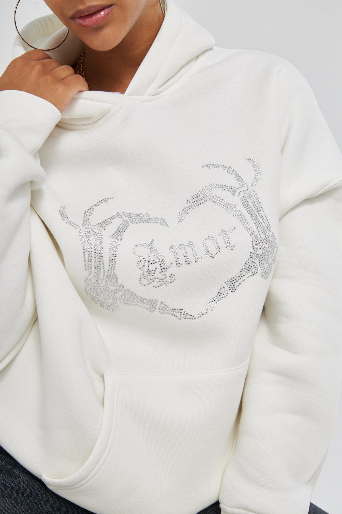 Amor Yazılı Taş Baskılı Kapüşonlu İçi Polar Oversize Beyaz Sweatshirt