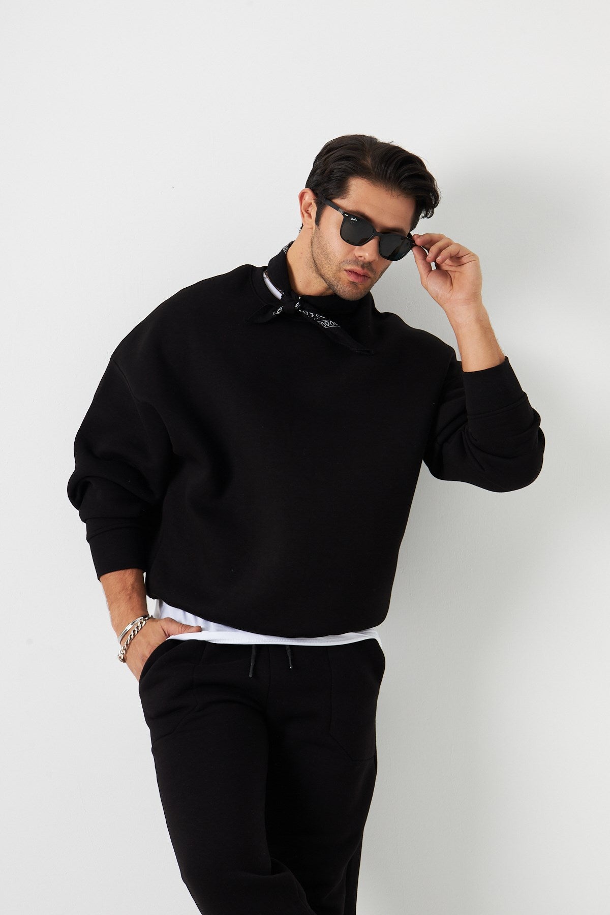 Bisiklet Yaka Basic 3 iplik Şardonlu Oversize Sweatshirt