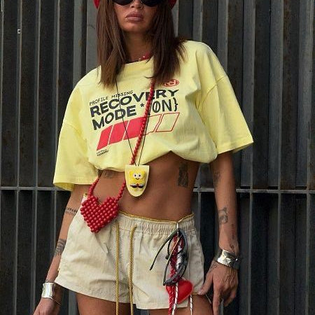 Kadın Sarı Recovery Mode On Yazılı Crop Tişört Oversize Rahat Spor Sokak Modası Trend