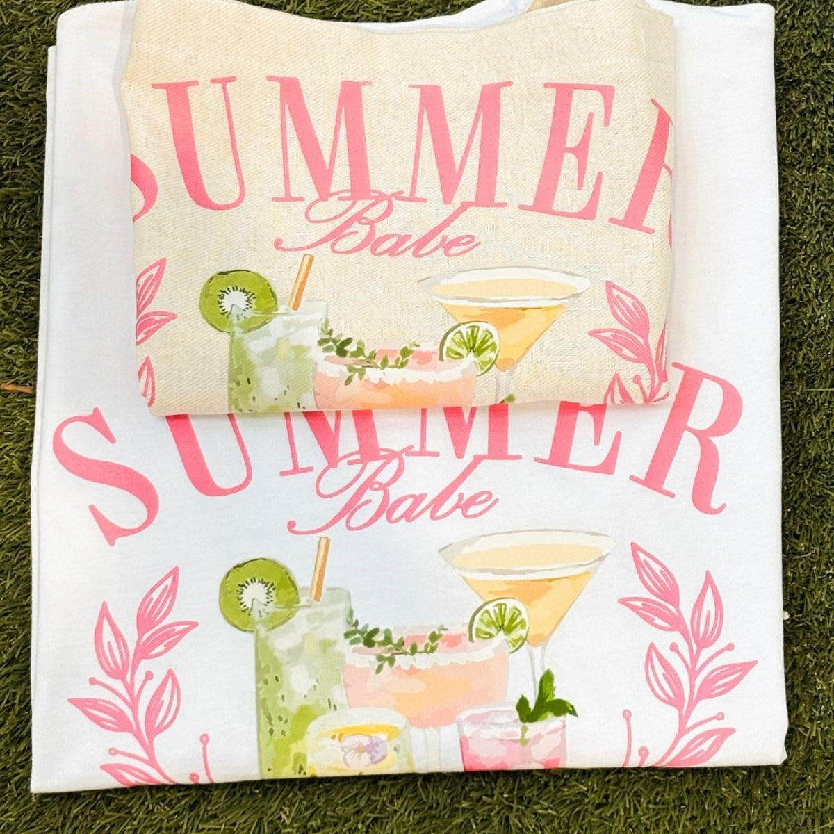 Summer Cocktail Club Baskılı Kadın Oversize Tişört + Bez Çanta Hediyeli Kombin – %100 Pamuk