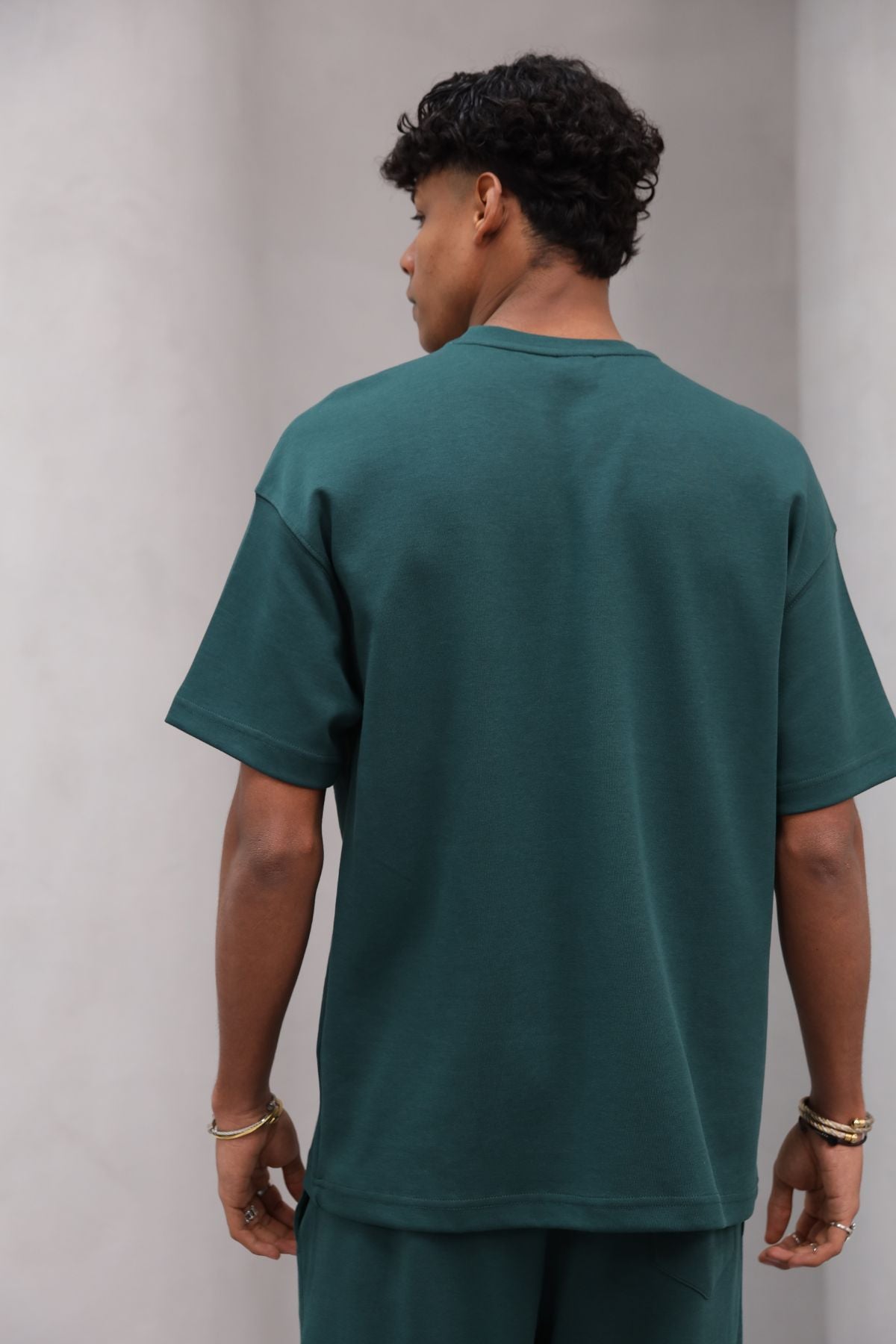 Rahat Kesim Şerit Detaylı Minimal Çizgili Oversize Erkek Günlük Takım