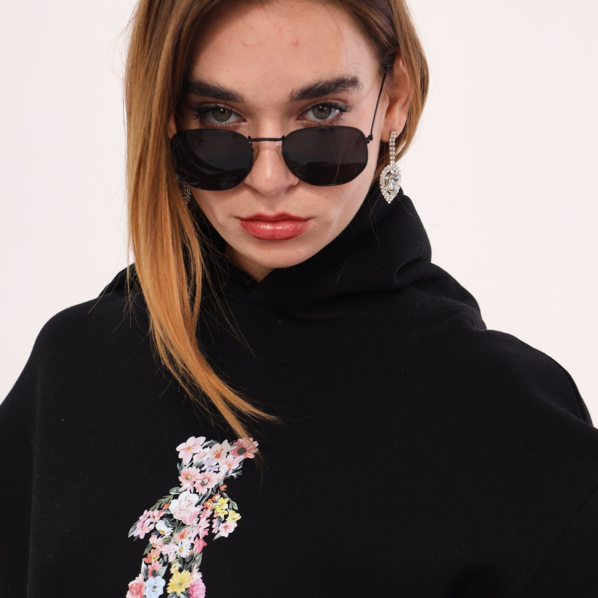 Kapüşonlu İçi Polar Çiçekli Teddy Bear Baskılı Siyah Unisex Hoodie Sweatshirt