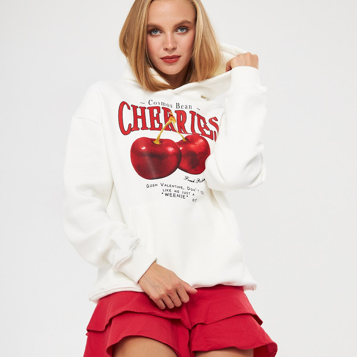 Kapüşonlu İçi Polar Cherries Yazılı Kiraz Baskılı Beyaz Oversize Hoodie Sweatshirt