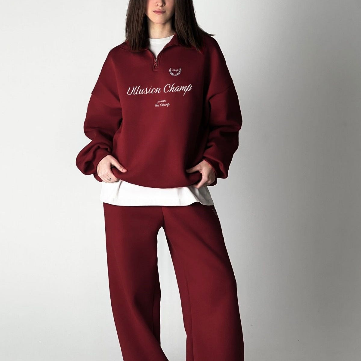 Unisex Oversize Ullusion Champ Baskılı Eşofman Takımı Bordo – Lastikli Bel ve Paça, Yarım Fermuar