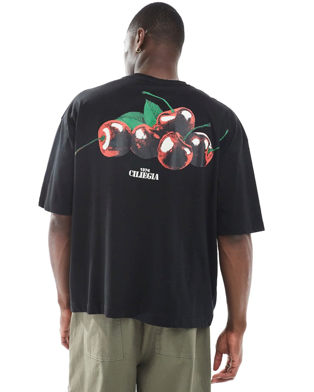 Erkek Siyah Oversize Tişört – Kiraz Baskılı Sokak Stili