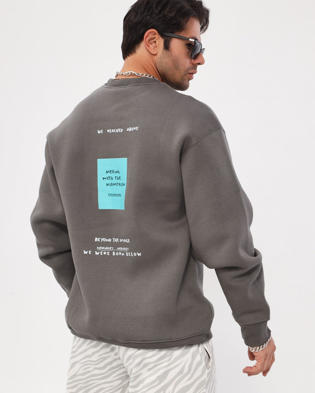Bisiklet Yaka İçi Polar Unknown Desire Yazı Baskılı Füme Oversize Sweatshirt