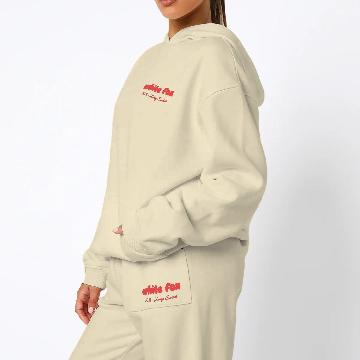 White Fox Krem Kadın Era 8 Lounge Essentials Yazılı Kapüşonlu Oversize Hoodie