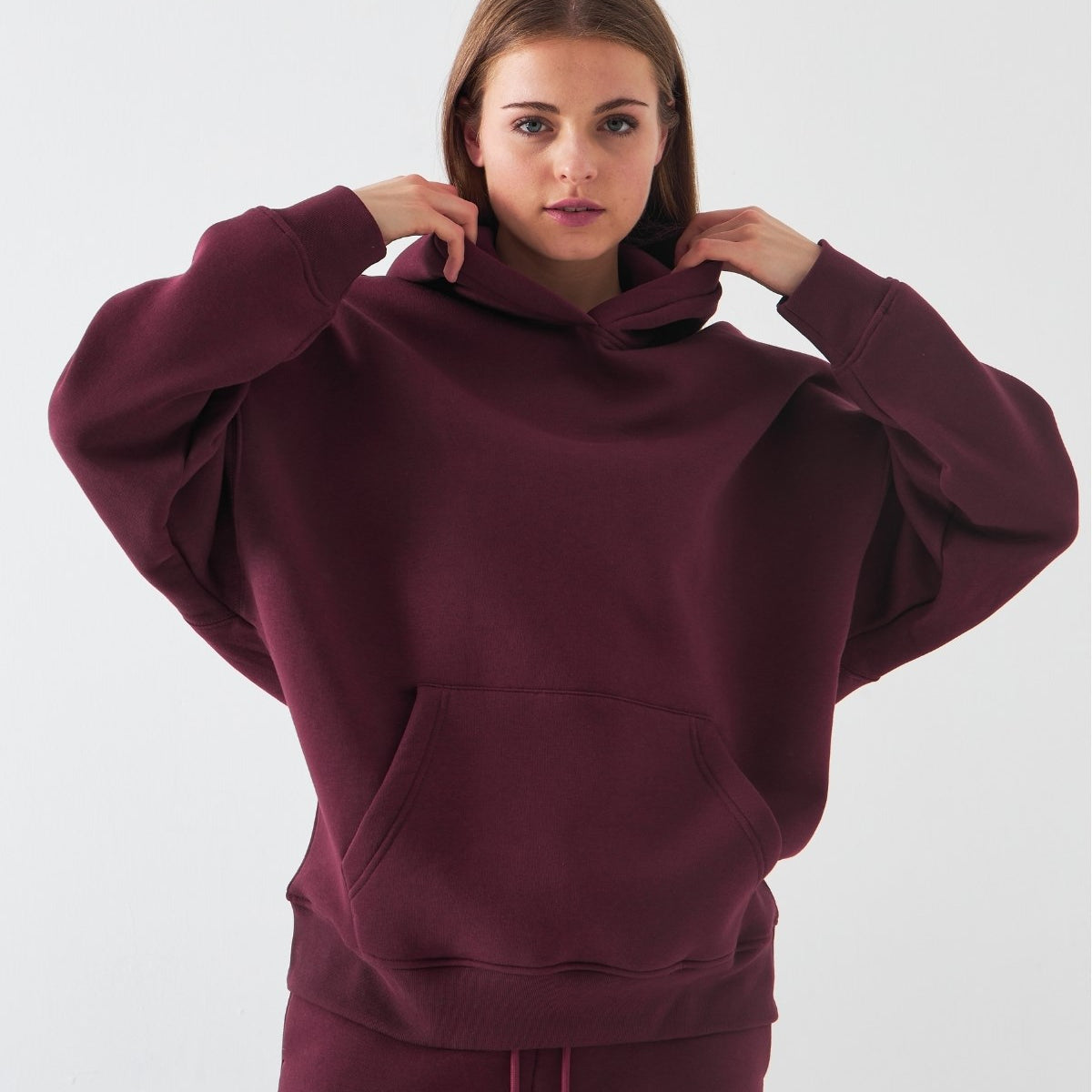 Oversize Unisex Sweatshirt Hoodie Bordo – Kapüşonlu, 3 İplik Şardonlu Polar, Kanguru Cepli, Basic