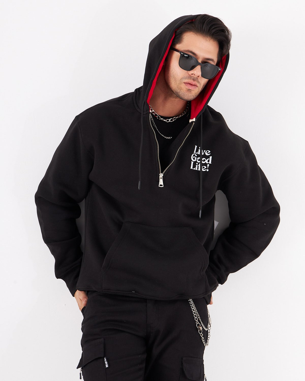 Arka Baskı Detaylı Live Good Life Yazılı Kapüşonlu Bağcıklı Fermuar Kapamalı Oversize Sweatshirt