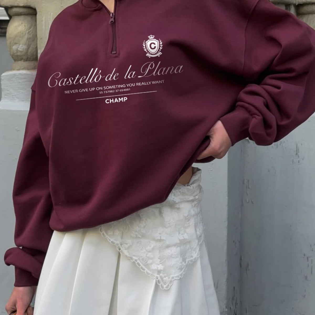 Kadın Oversize Sweatshirt Castelló de la Plana Baskılı Bordo – Yarım Fermuarlı, 3 İplik Polar