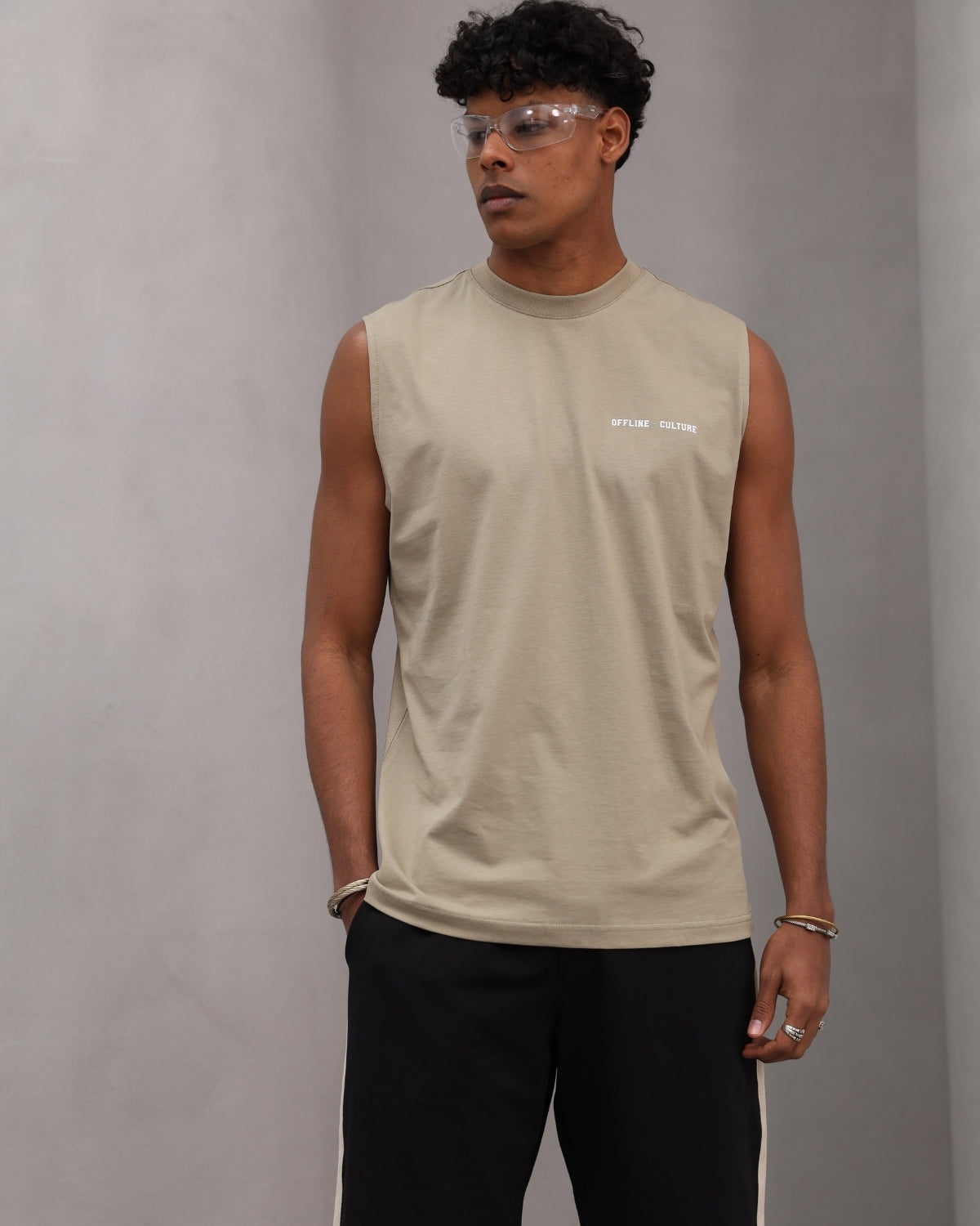 Rahat Kesim Offline Culture Kolsuz  %100 Pamuk Tişört Erkek