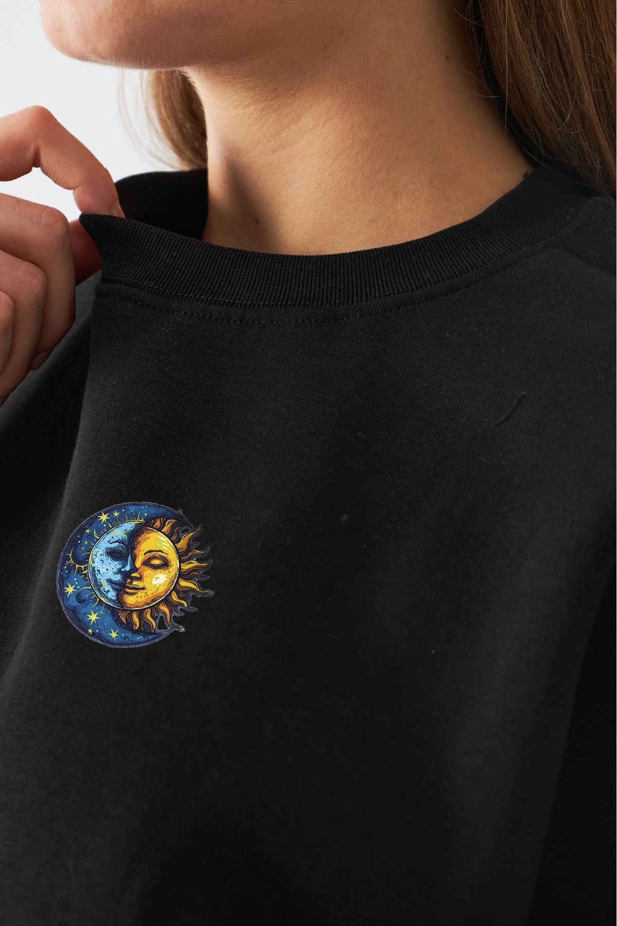 Kadın Oversize Sweatshirt Sun & Moon Baskılı Siyah – Bisiklet Yaka, 3 İplik Şardonlu Polar