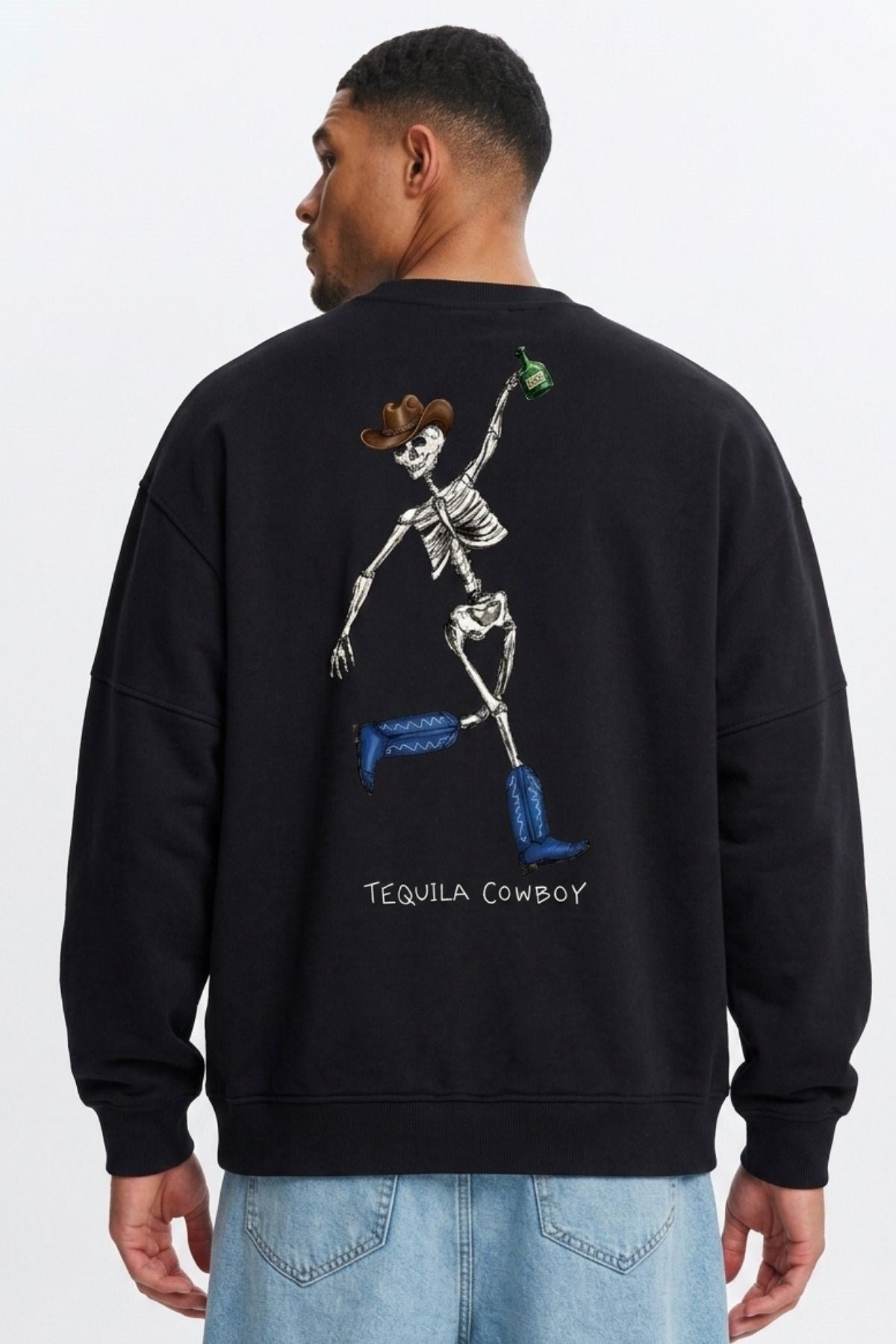 Erkek Oversize Sweatshirt Western Spirit Baskılı Siyah – Bisiklet Yaka, 3 İplik Şardonlu Polar