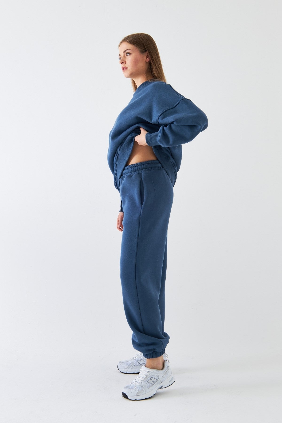 Unisex Oversize Eşofman Takımı Basic Marine – Bisiklet Yaka, Lastikli Paça, 3 İplik Şardonlu Polar