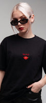 Kadın Oversize Tişört Spicy Lips Baskılı Siyah – Bisiklet Yaka, Rahat Kalıp, %100 Pamuk