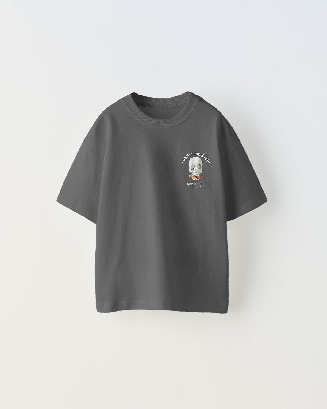 Great Time So Fun Yazılı Kuru Kafa Tasarım Baskılı Füme Çocuk T-Shirt