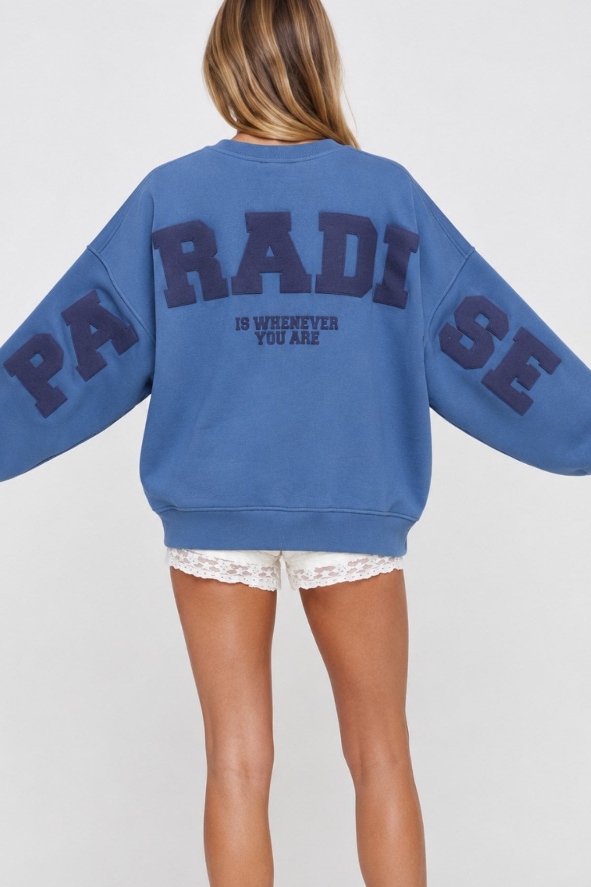 Kadın Oversize Sweatshirt Paradise Varsity Kabartma Baskılı Marine – Bisiklet Yaka, 3 İplik Şardonlu Polar