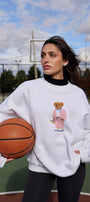 Kadın Oversize Sweatshirt Pink Suit Bear 3D Baskılı Beyaz – Bisiklet Yaka, 3 İplik Şardonlu Polar