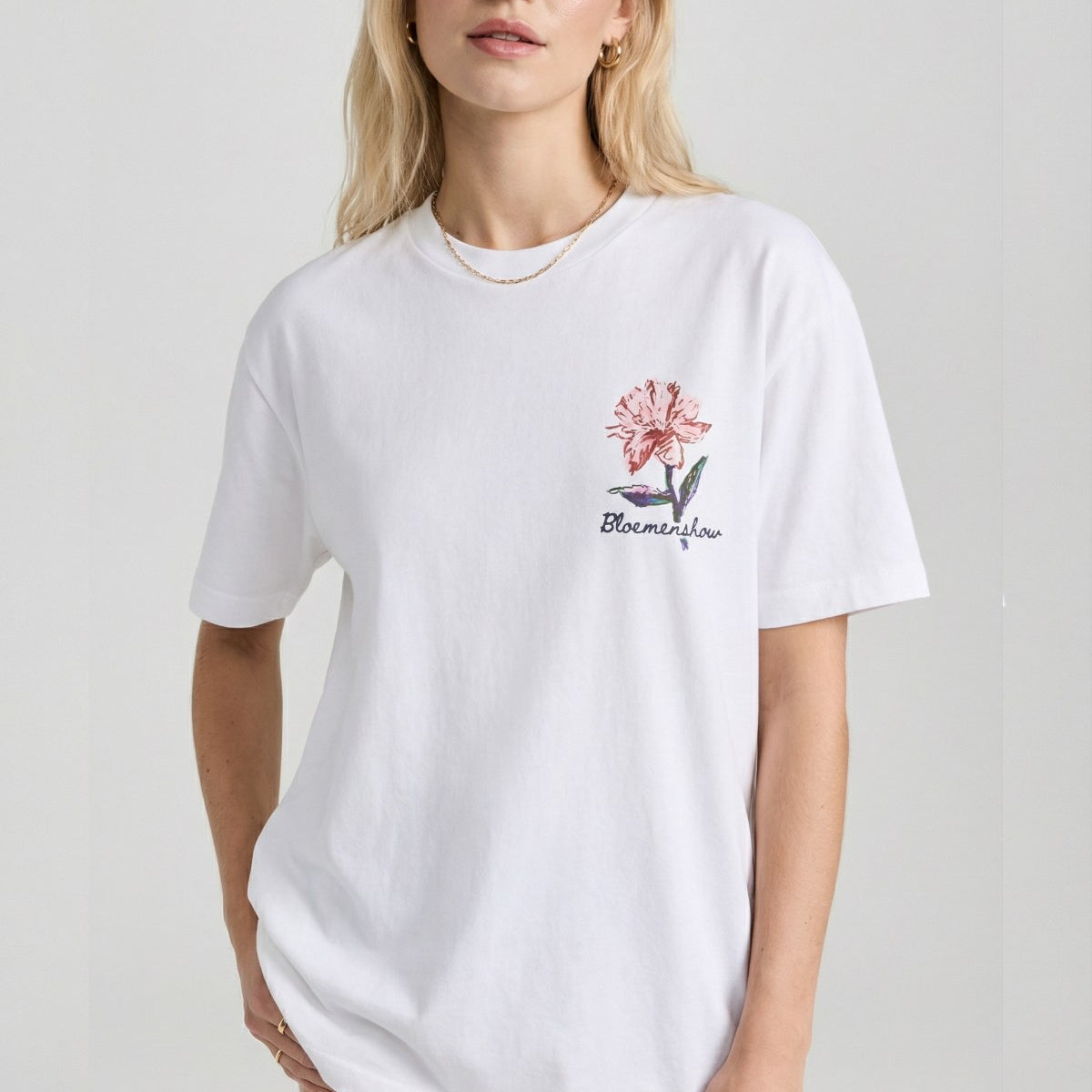 Kadın Oversize Tişört Soft Bloom Baskılı Pembe – Bisiklet Yaka, Couple, Rahat Kalıp, %100 Pamuk
