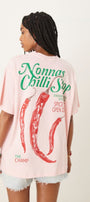 Pembe Oversize Kadın Tişört – Nonna’s Chilli Stop Baskılı Yazlık Rahat Model