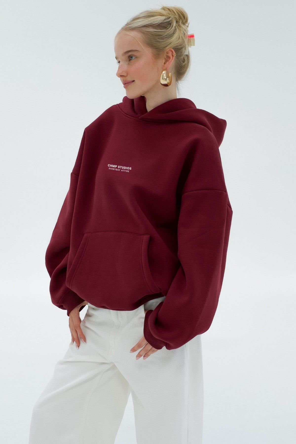 Kadın Oversize Sweatshirt Hoodie CHMP Yazlı Baskılı Bordo – Kapüşonlu, 3 İplik Polar, Kanguru Cepli