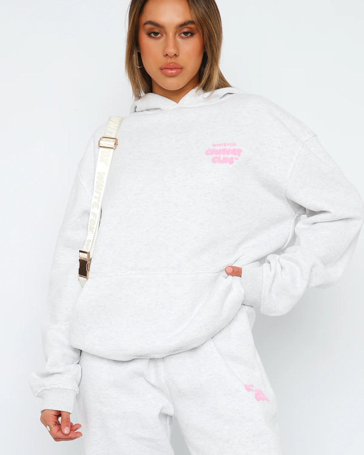 White Fox Unisex Comfort Club Yazılı Kapüşonlu Oversize Hoodie