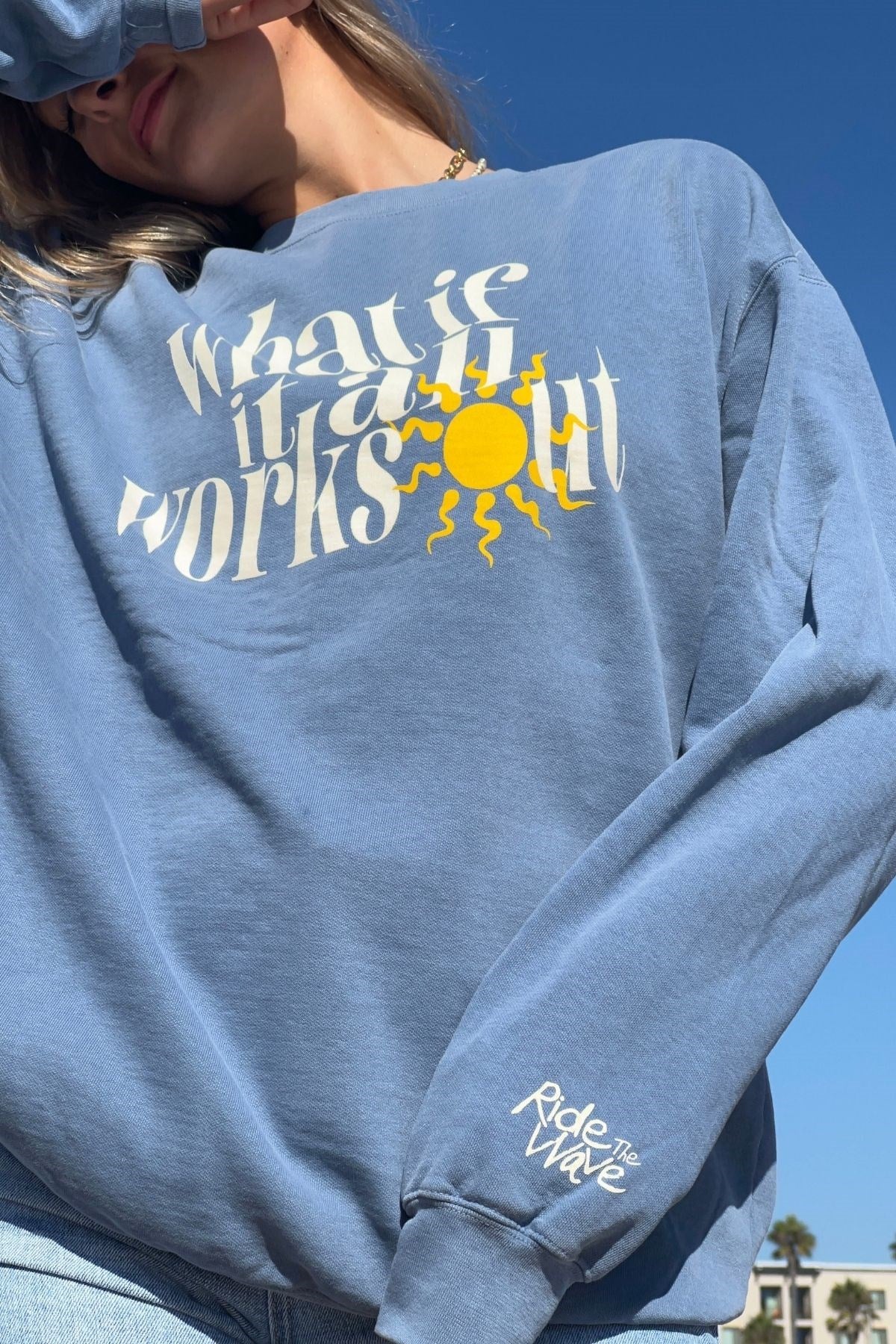 Oversize Unisex Bisiklet Yaka Sweat Mavi – 3 İplik Polar Kumaş, Rahat Kalıp, Wildest Dreams Baskılı