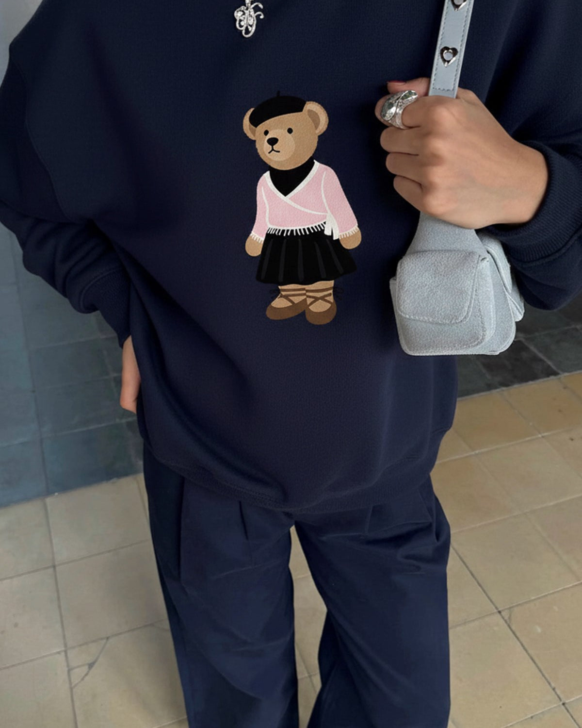Kadın Oversize Sweatshirt Ballerina Bear Baskılı Lacivert– Bisiklet Yaka, 3 İplik Şardonlu Polar