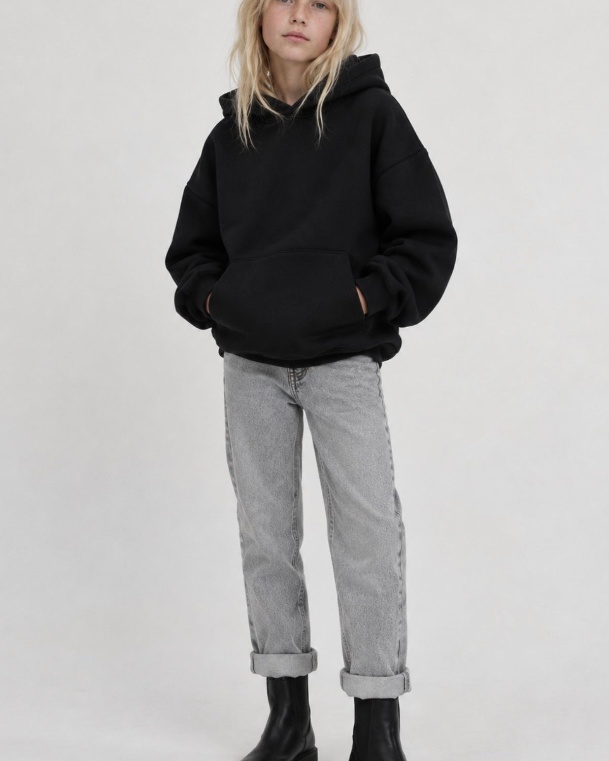 Kız Çocuk Oversize Basic Hoodie Sweatshirt Siyah – Kapüşonlu, Kanguru Cepli, 3 İplik Polar