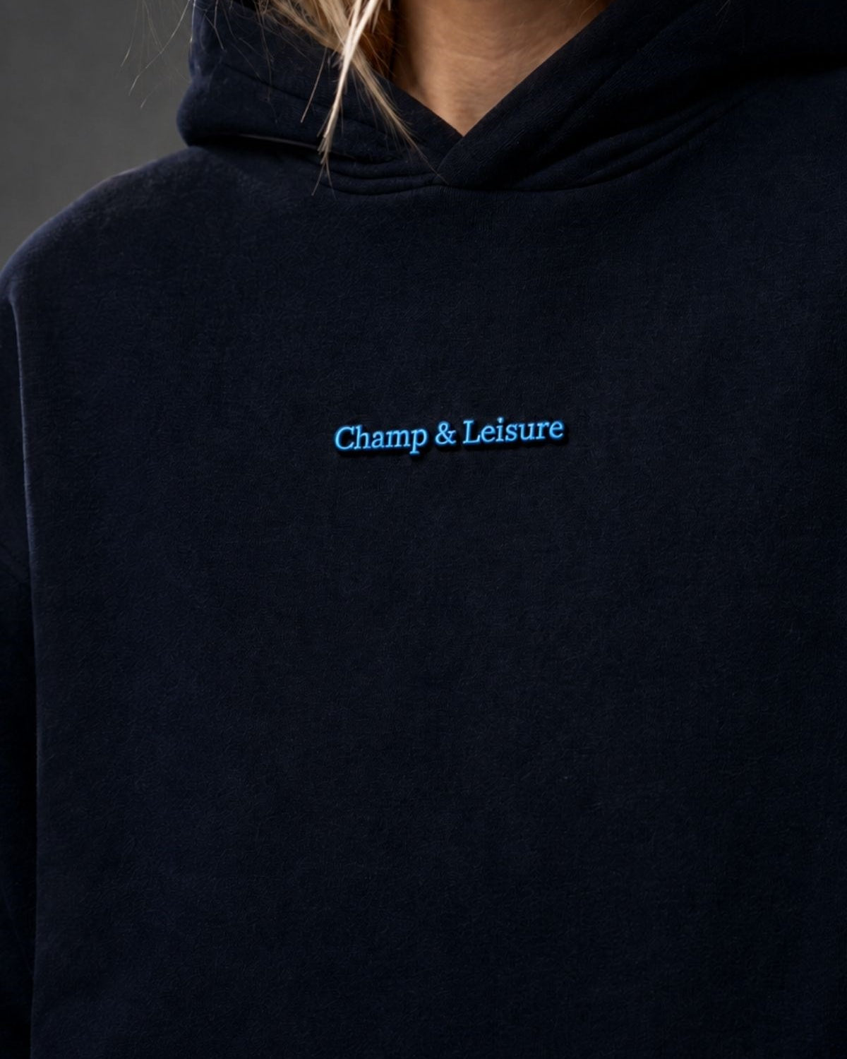 Unisex Oversize Eşofman Takımı Champ & Leisure Baskılı Lacivert – Kapüşonlu Üst, Lastikli Alt