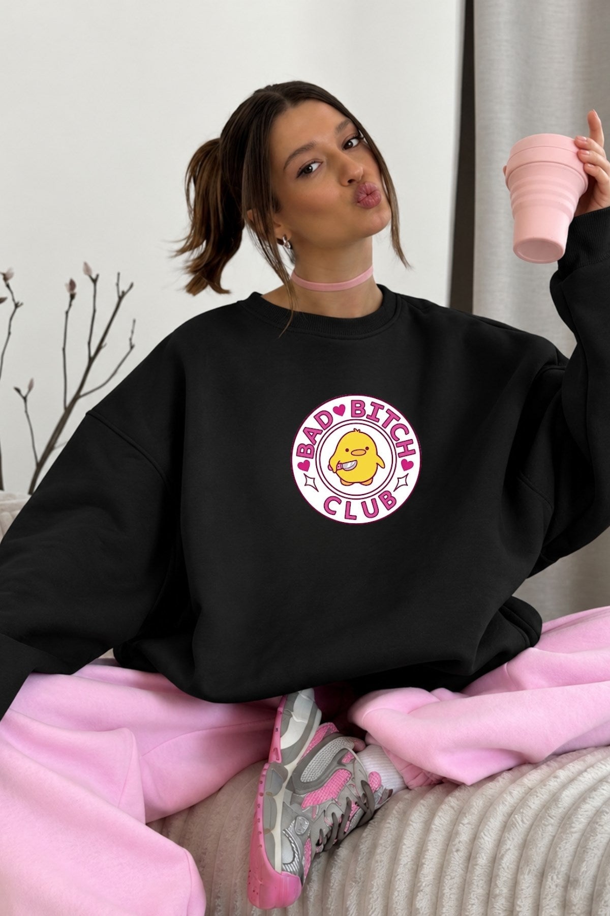 Kadın Oversize Sweatshirt Elbise Bad Club Siyah – Bisiklet Yaka, 3 İplik Şardonlu Polar