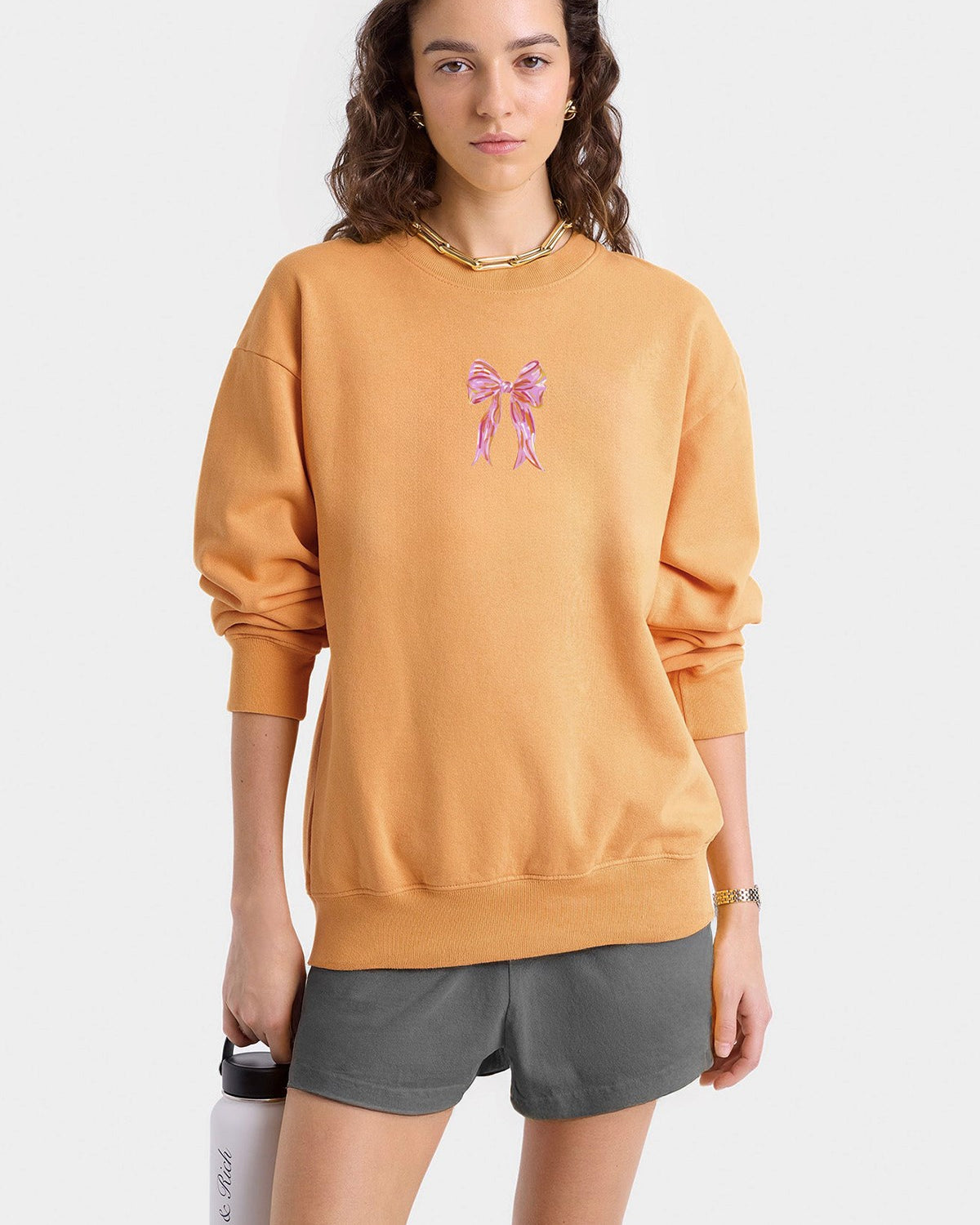 Kadın Oversize Sweatshirt Pembe  Kurdele Baskılı Turuncu – Bisiklet Yaka, 3 İplik Şardonlu Polar