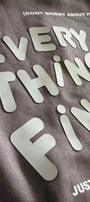  Every Thing Is Fine Baskılı Unisex Lacivert Kapüşonlu Sweatshirt – 3 İplik Şardonlu Kumaş