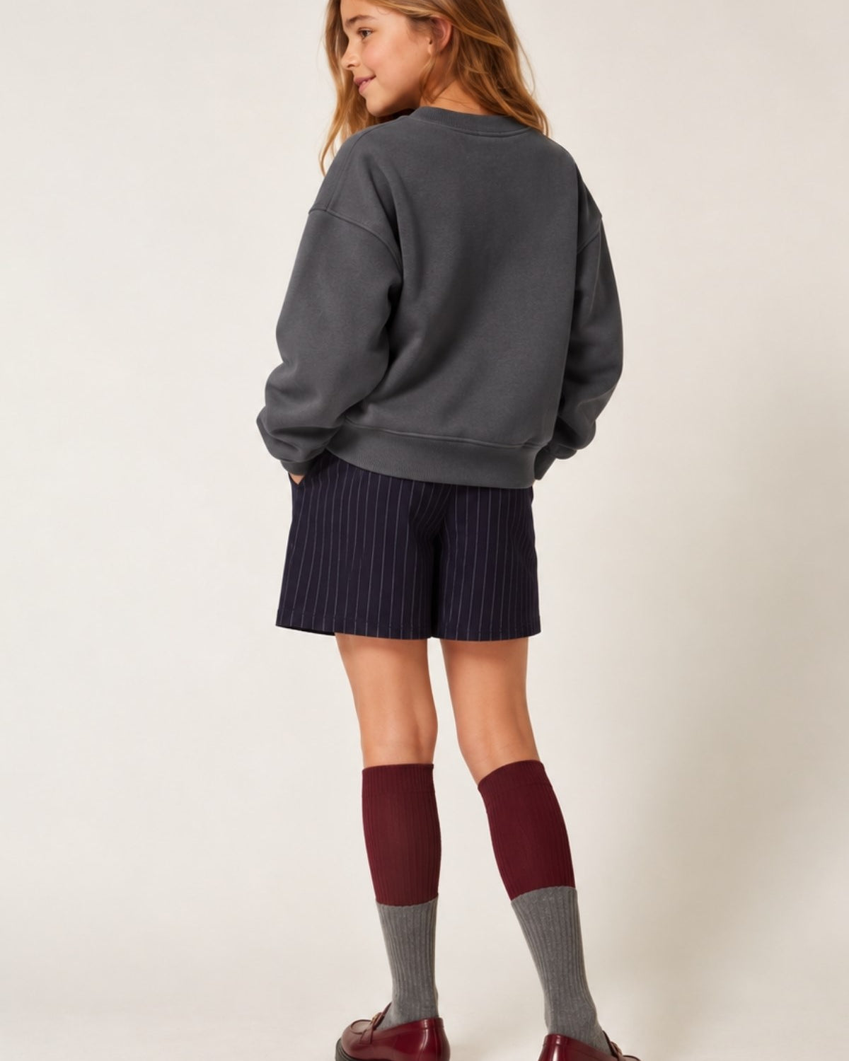 Kız Çocuk Oversize Sweatshirt Basic Füme – Bisiklet yaka, 3 iplik şardonlu polar